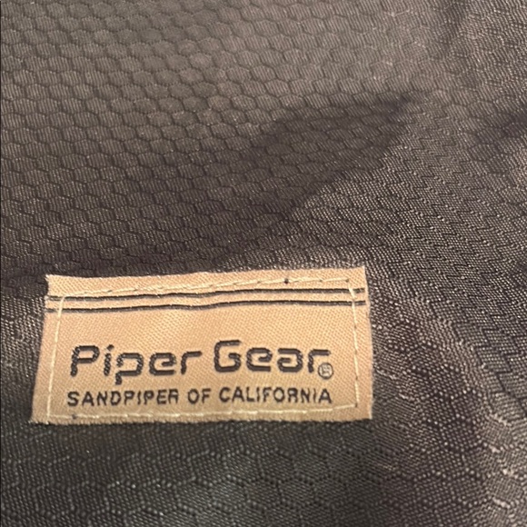 Sand Piper of California Gear Black Messenger Bag with Adjustable Strap - Picture 6 of 8